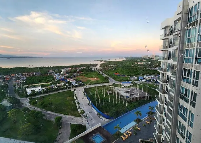 Your Mactan Ocean View Crib Appartement *